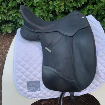 Wintec 16.5” Isabell Werth Dressage (S3584) 
