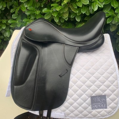 Thorowgood T8 17” Dressage with surface mounted blocks (S3601)